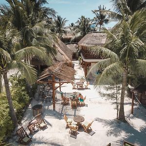 Casa Iguana Holbox - Beachfront Hotel